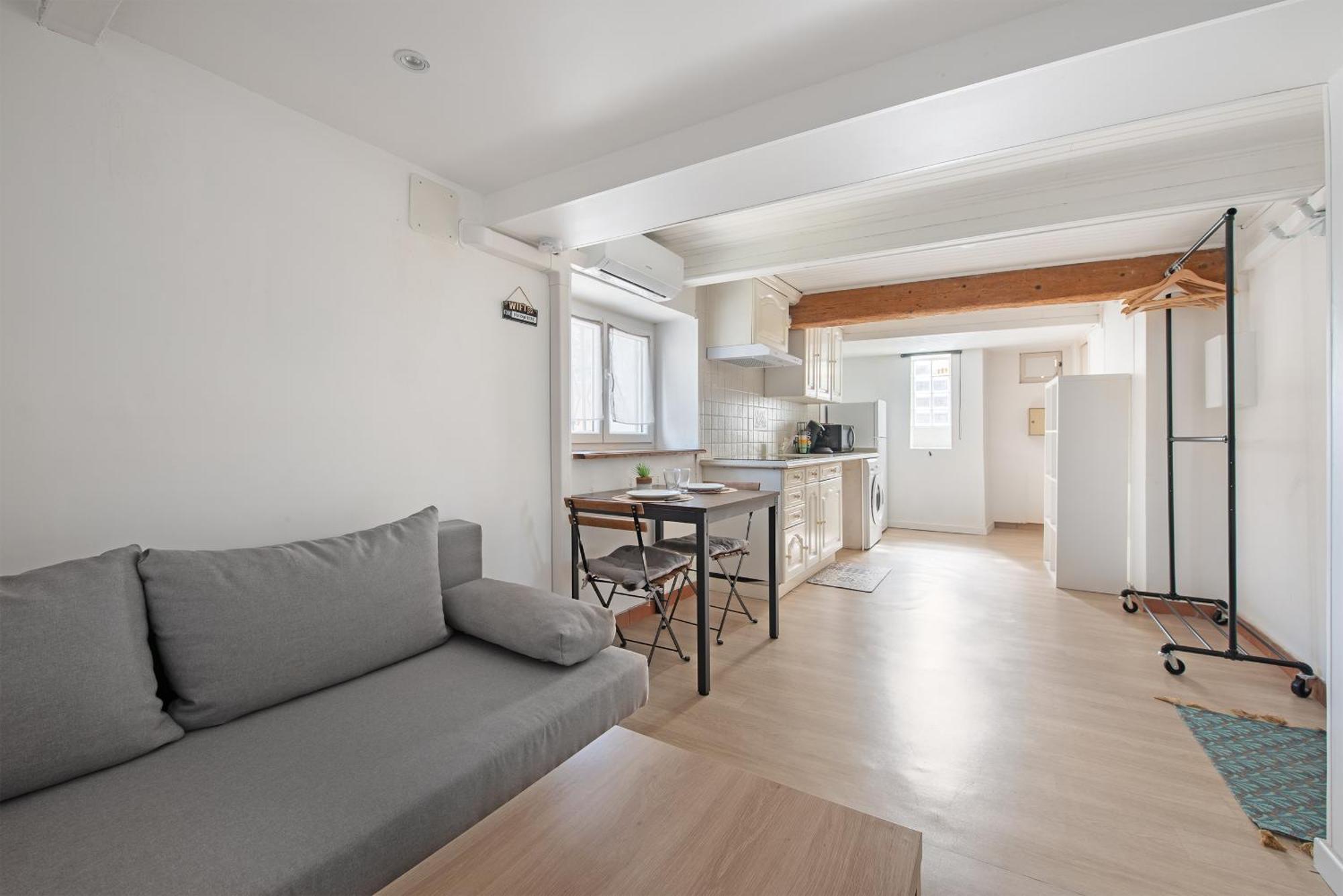 Les Appartements De L'Horloge Каркассон Экстерьер фото